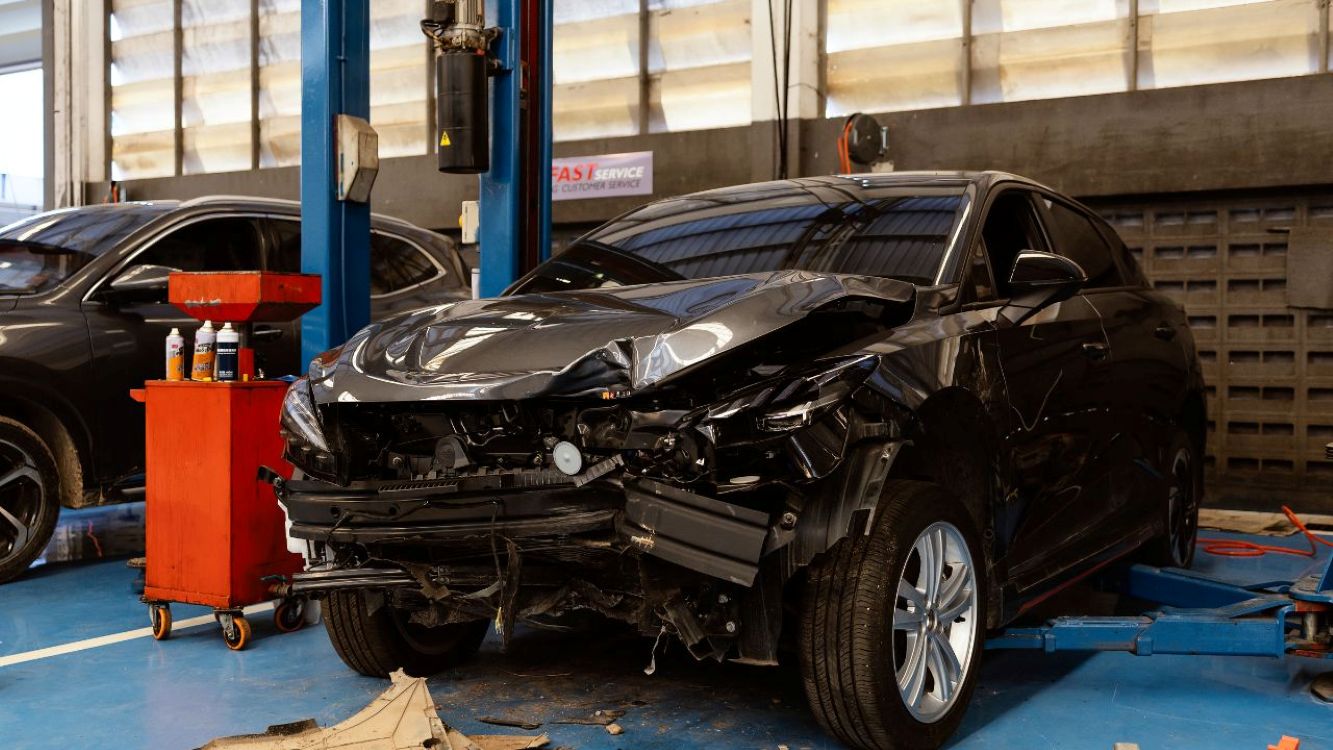 How to Choose a Collision Repair Shop in Philadelphia 