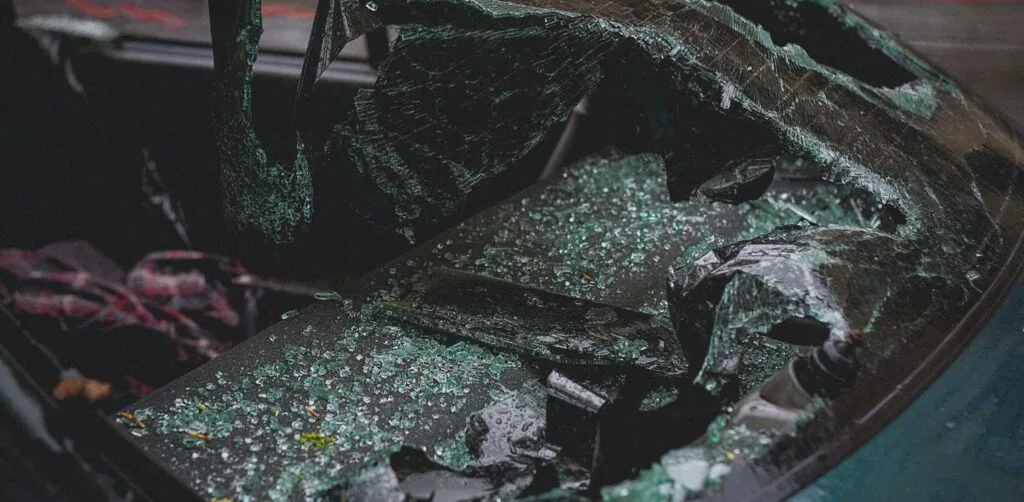 windshield replacement after accident